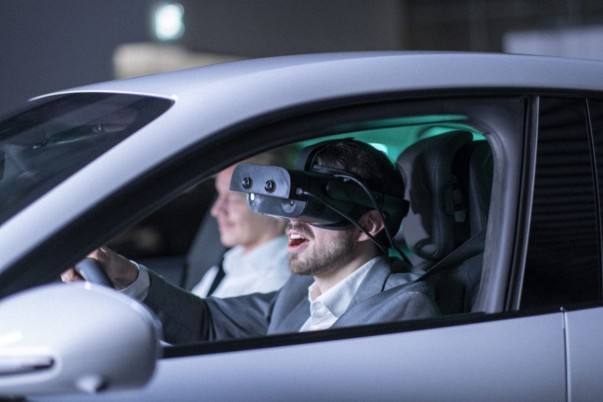 Mit NXRT die vorgeschriebenen Fahrerassistenzsysteme virtuell testen
